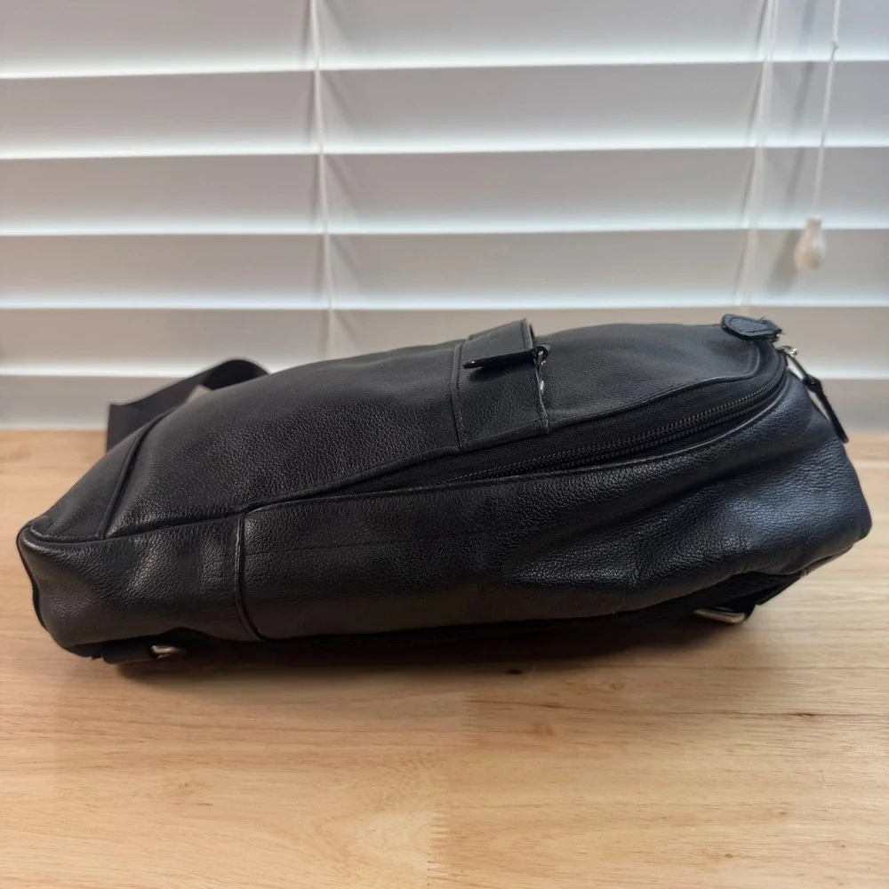 Coach Charles Sling Pack Black Leather Backpack F54770 Shoulder Crossbody Bag